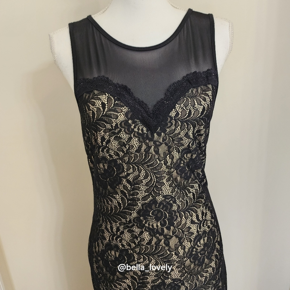 Formal Elegant Black Cream Lace Backless Sheer Back Dress - Picture 4 of 12